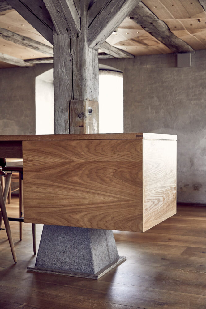 Barr Restaurant furniture design