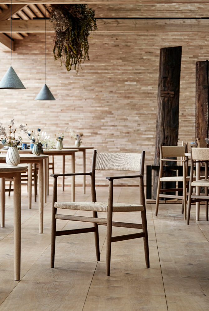 The role of wood at  Noma restaurant - 1